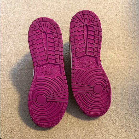 Air Jordan 1 Mid ‘Dia de Muertos’ - Picture 5 of 5